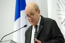 وزیر خارجه فرانسه: در نتیجه رویکرد فشار حداکثری ترامپ، فاصله زیادی نمانده تا ایران بتواند به سلاح هسته ای مجهز شود | یافتن راهکاری برای بازگشت به برجام اجتناب ناپذیر است