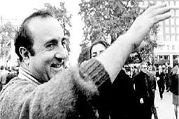 هنرمندی  که درهای بسته را به رویمان گشود