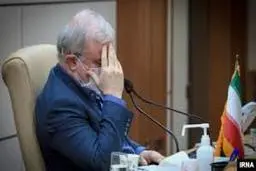 
اصولگرایان، تمام قد پشت نمکی ایستاده اند
