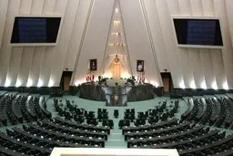 غیبت لاریجانی به نفع زاکانی شد/خداحافظی با نماینده نجومی بگیر /یک اصلاح طلب از خوزستان راهی بهارستان شد +جدول