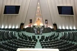 غیبت لاریجانی به نفع زاکانی شد/خداحافظی با نماینده نجومی بگیر /یک اصلاح طلب از خوزستان راهی بهارستان شد +جدول
