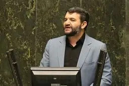 حجت عبدالملکی وزیر کار به طور رسمی استعفا داد | استعفای وزیر کار علنی شد