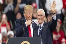 
ترامپ و معاونش روزانه تست کرونا میدهند
