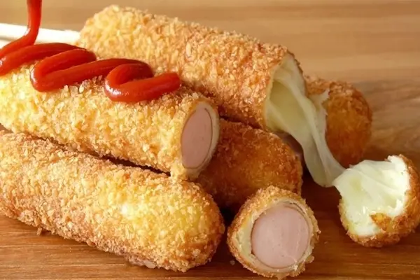 ترفند تهیه کورن‌داگ ژاپنی | تماشای یک دستور ساده و خوشمزه +ویدئو