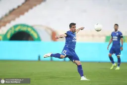 استقلال  |  کاپیتان  قهر کرد!