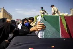 مراسم تشییع پیکر مطهر شهید نیروی انتظامی در زاهدان برگزار شد