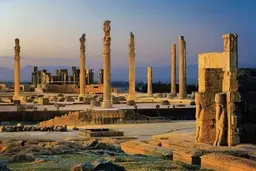 تصاویر حیرت انگیز از تخت جمشید در زمان هخامنشیان + ویدئو