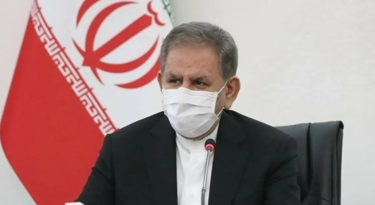 
جهانگیری  |  در جلسه ای در حضور رهبری، یکی از آقایان مدعی شد که فردی را می شناسد که می تواند روزانه دو میلیون بشکه نفت بفروشد