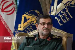 فرمانده نیروی دریایی سپاه  |  شبکه های اجتماعی علیه مدافعان حرم سم پاشی می کنند