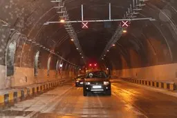 (تصاویر) خودروی روحانی هنگام بازدید از آزادراه تهران-شمال 