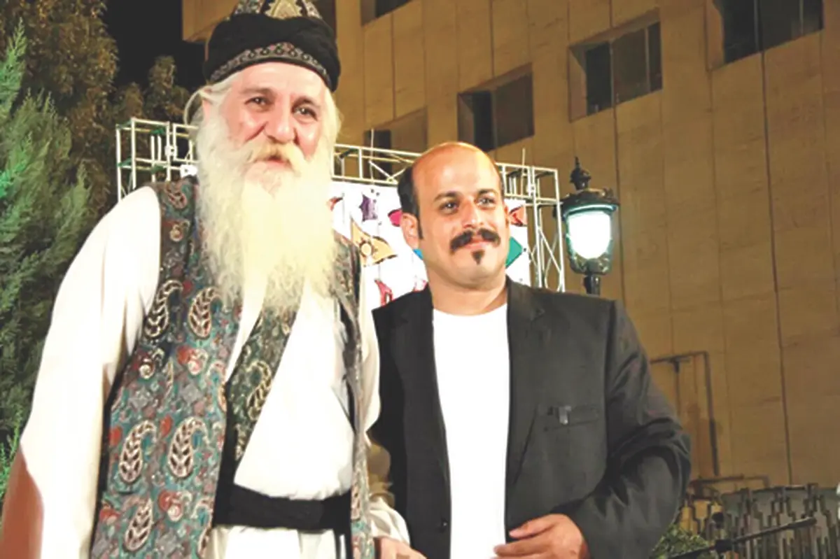 چو ضحاک شد بر جهان شهریار 
