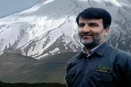 قتل دردناک جنگلبان توسط زمین خواران + ویدئو 