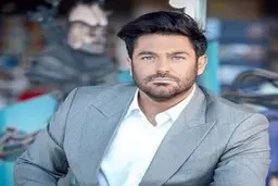 محمدرضا گلزار و رفیقش در محل کار