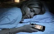 عوارض خطر آفرین خوابیدن کنار تلفن همراه | شب ها کنار تلفن همراه خود نخوابید+ ویدئو 