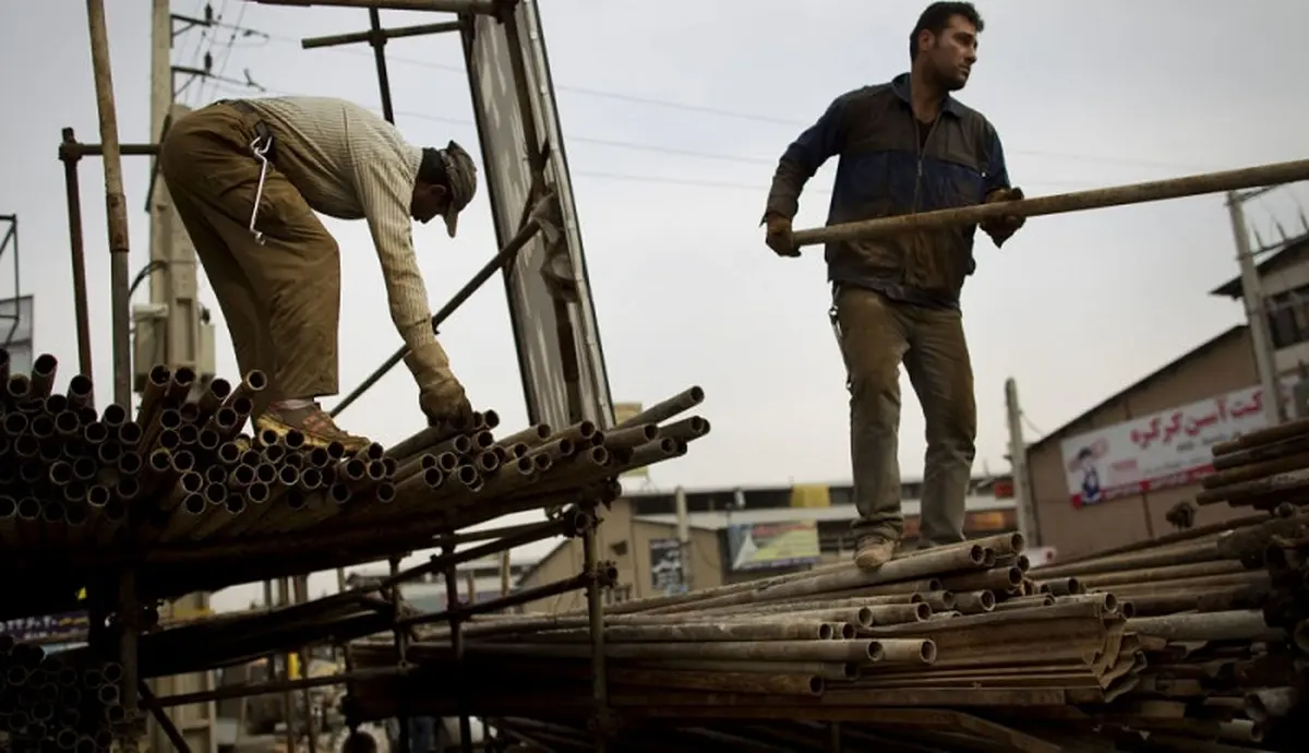 کانون شوراهای اسلامی کار: دستمزد کارگران تنها ۳۸ درصد هزینه معیشت را جواب می‌دهد