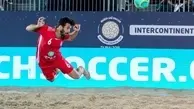  در جمع پنج ستاره برتر فوتبال ساحلی جهان نام امیرحسین اکبری به چشم می خورد.