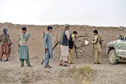 خطر سقوط قریب‌الوقوع مزارشریف