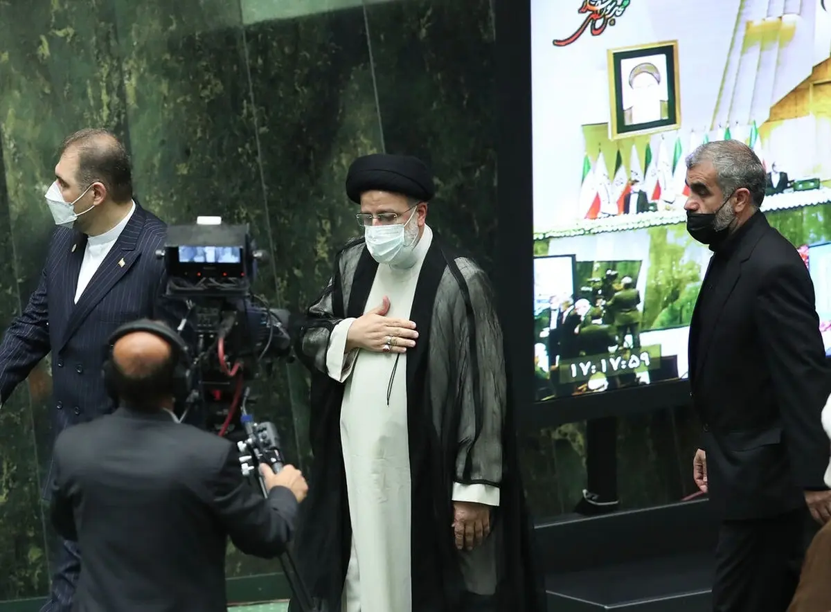 بیانیه ۲۵۰ نماینده خطاب به رئیسی: دولت موظف است که پس از تایید و تصویب نتیجه مذاکرات وین توسط مجلس، به تعهدات هسته ای برجامی اش عمل کند