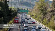  آزاد راه کرج- تهران ترافیک نیمه سنگین میباشد