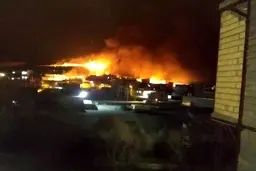واژگونی تانکر حامل مازوت و انفجار شبکه گاز شهری در سنندج +جزئیات حادثه