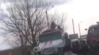 تیراندازی هوایی ارتش روسیه برای متفرق کردن معترضان اوکراینی+ویدئو