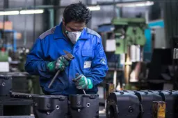  بورس| رونق بورس  تهدید خطربرای اقتصاد ایران 