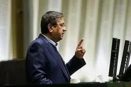همتی: قیمت دلار حتما پایین می‌آید | دلار ۹۲ تومانی واقعی نیست |  ناترازی‌ بانک‌های ما وحشتناک است |  ناترازی‌ بانک‌های ما وحشتناک است |  ما با سهام عدالت به مردم ظلم می‌کنیم