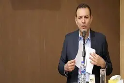 
عزیزی خادم:احتمالا به کسانی که واکسن زده اند اجازه ورود بدهیم