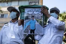 
موافقت مقام معظم رهبری با درخواست «در حکم شهید» تلقی شدن علی لندی