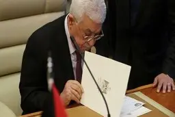 منابع اسرائیلی: محمود عباس جواب تلفن وزیر خارجه آمریکا را نداد 