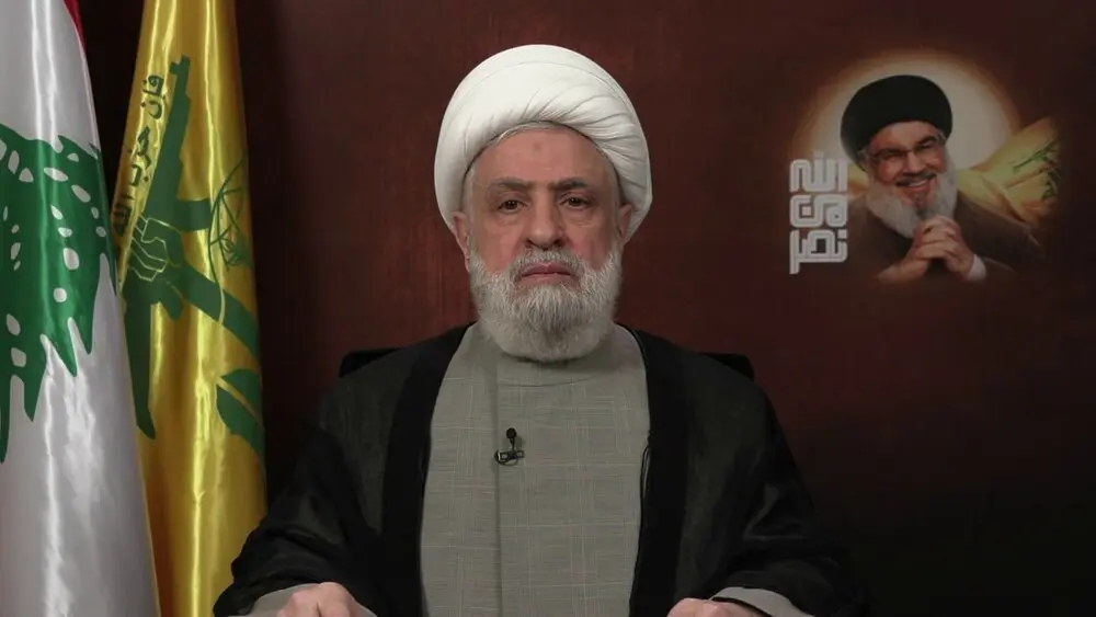 شیخ نعیم قاسم: حتی اگر آسمان به زمین بیاید، خلع سلاح نمی‌شویم