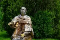 پیشگوی معروف چه خوابی برای سال ۲۰۲۳ دیده است؟ | کسی که حمله به برج های دو قلو را درست پیش بینی کرده بود! + عکس