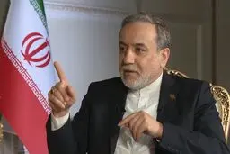 عراقچی: تهدیدهای صریح و مکرر ترامپ علیه مقام معظم رهبری اقدامی غیرقابل اغماض است که مصداق بارز نقض اصل منع مداخله در امور داخلی کشورها و نادیده گرفتن اصل تعرض ناپذیری سران کشورهاست | امریکا باید در برابر اقدامات خود پاسخگو باشد
