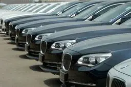 اجازه ورود 3 دستگاه خودرو در ازای ۳۰۰ هزار دلار سرمایه گذاری خارجی ها 
