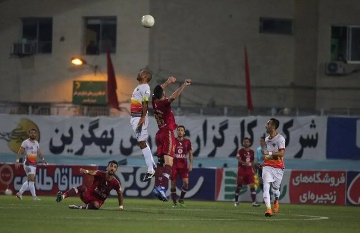 فوتبال |  فولاد خوزستان در دقایق آخر از نساجی شکست خورد.
