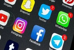 فیلترینگ واتس اپ و تلگرام برای همیشه ! | صحبت های وزیر ارتباطات در مورد فیلترینگ