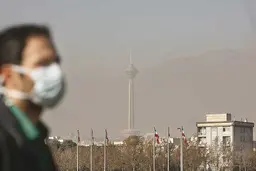 
رئیس اورژانس: موارد قلبی و تنفسی در روزهای آلودگی هوا در پایتخت افزایش یافته.
