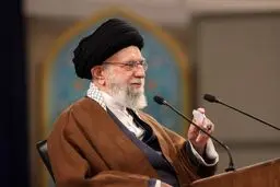 فتوای رهبر انقلاب درباره حق طلاق زن