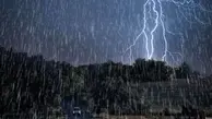 رعد و برق شدید در تهران مردم را ترساند | ویدئویی از بارش باران و رعد و برق شدید را ببینید +ویدئو