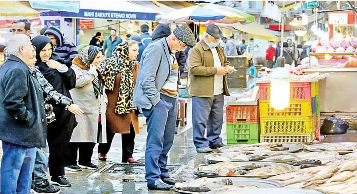 کدام دهک در ایران بیشترین فشار تورم را تحمل می‌کند؟ | تورم دهک‌ها