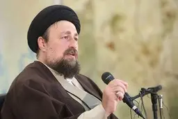 واکنش حسن خمینی به کسانی که دزدانه بر سر خوان انقلاب نشسته اند! | حسن خمینی: فقه امام می گوید یک گام جلو باشید و دنیایتان را بشناسید