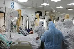 درگذشت یک پرستار باردار در کرج بر اثر کرونا