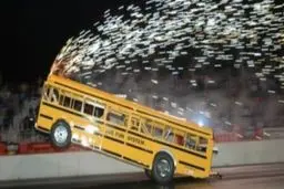 صبح امروز | تصادف عجیب دو اتوبوس در فرودگاه مهرآباد+ویدئو 