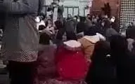 جنجال تتلوخوانی دختران در یک امامزاده، در جشن دهه فجر!+ویدئو