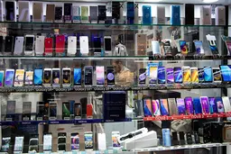 کاهش قیمت موبایل