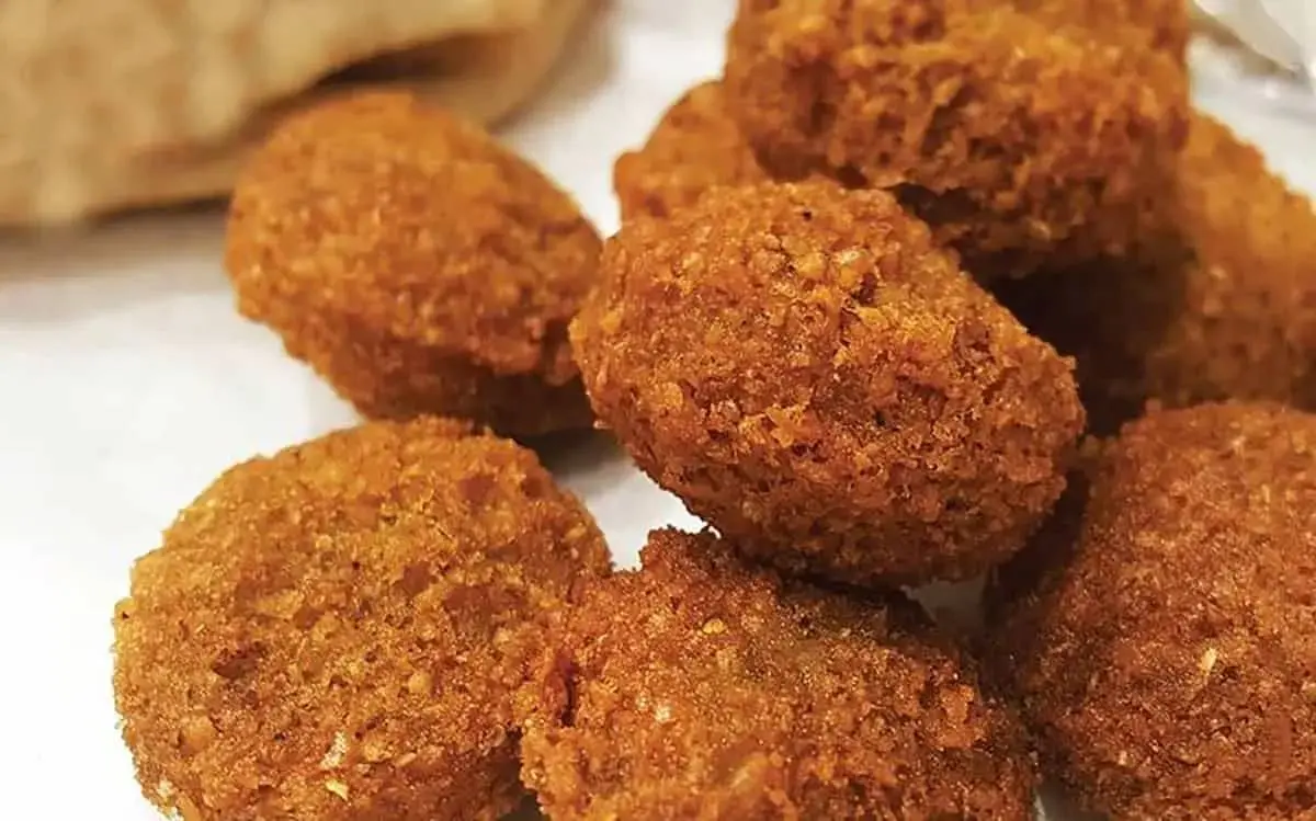 طرز تهیه فلافل اصل آبادان | راز پف کردن فلافل آبادان 