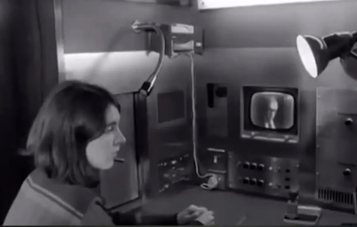 عابر بانک در دهه ۱۹۶۰: سفری به گذشته | نحوه کار کردن عابر بانک های قدیمی را ببینید +ویدئو