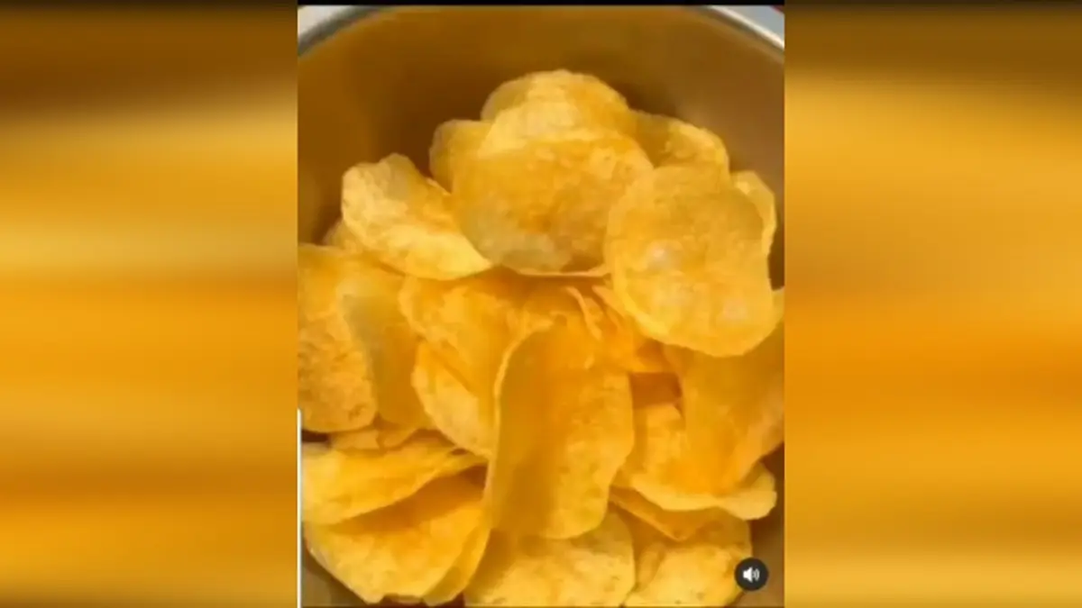 ترفندی برای درست کردن چیپس سه سوته در منزل+ویدئو 