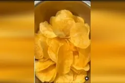 ترفندی برای درست کردن چیپس سه سوته در منزل+ویدئو 