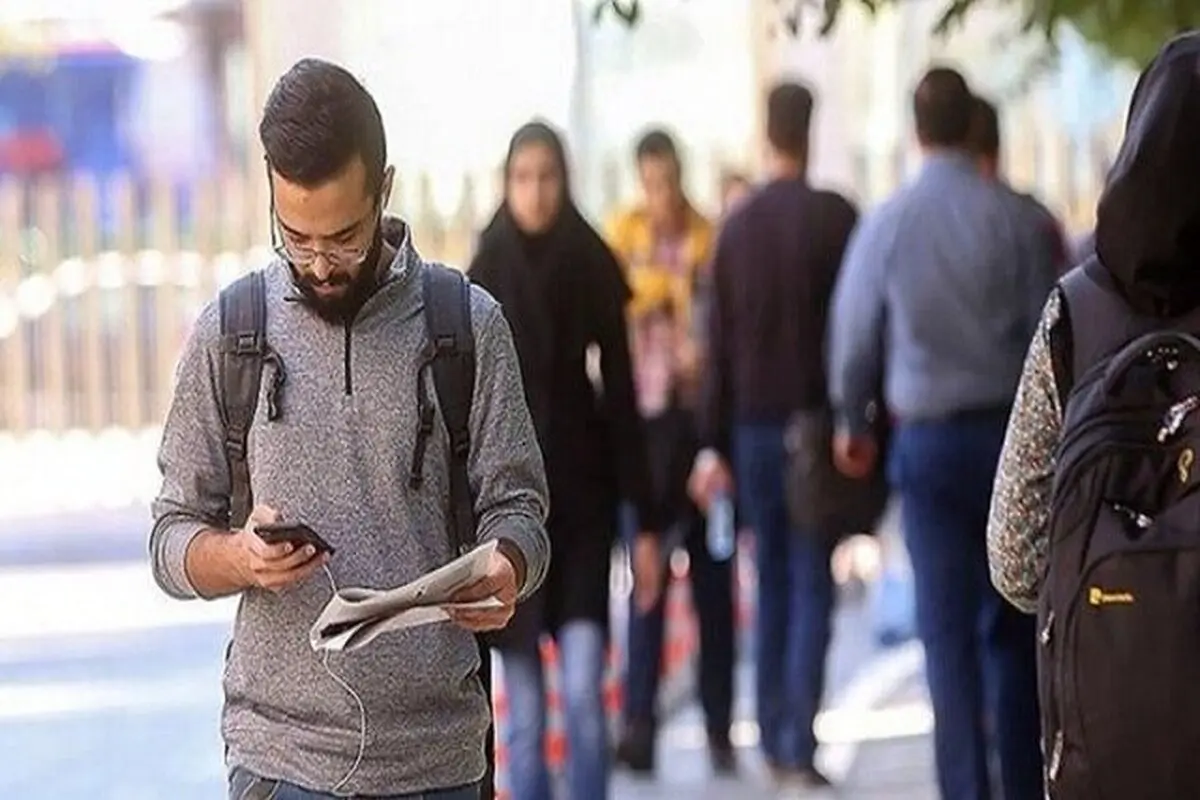 آغاز دسترسی محدود دانشجویان به اینترنت تلفن همراه